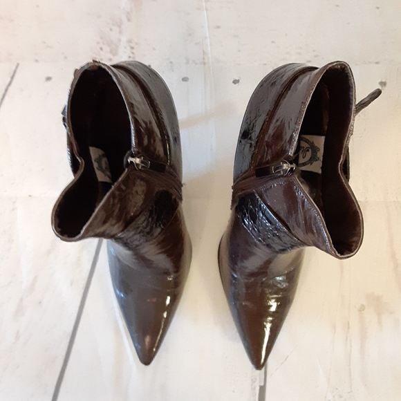 ITALINA ZIPPERED BOOTIES - Picture 3 of 7